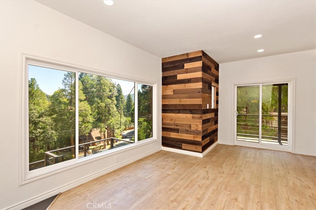 23913 Bowl Road Property Photo 4