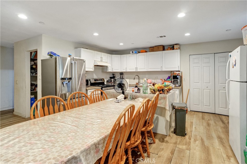 1467 W Olive Property Photo 12
