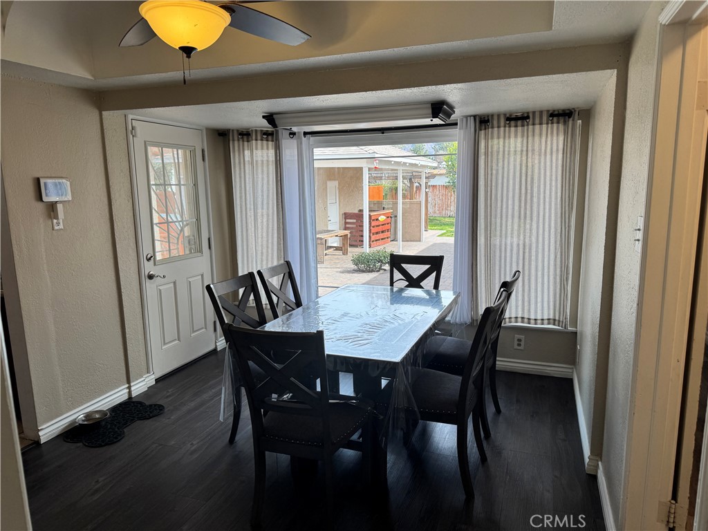 3055 N Arrowhead Avenue Property Photo 10