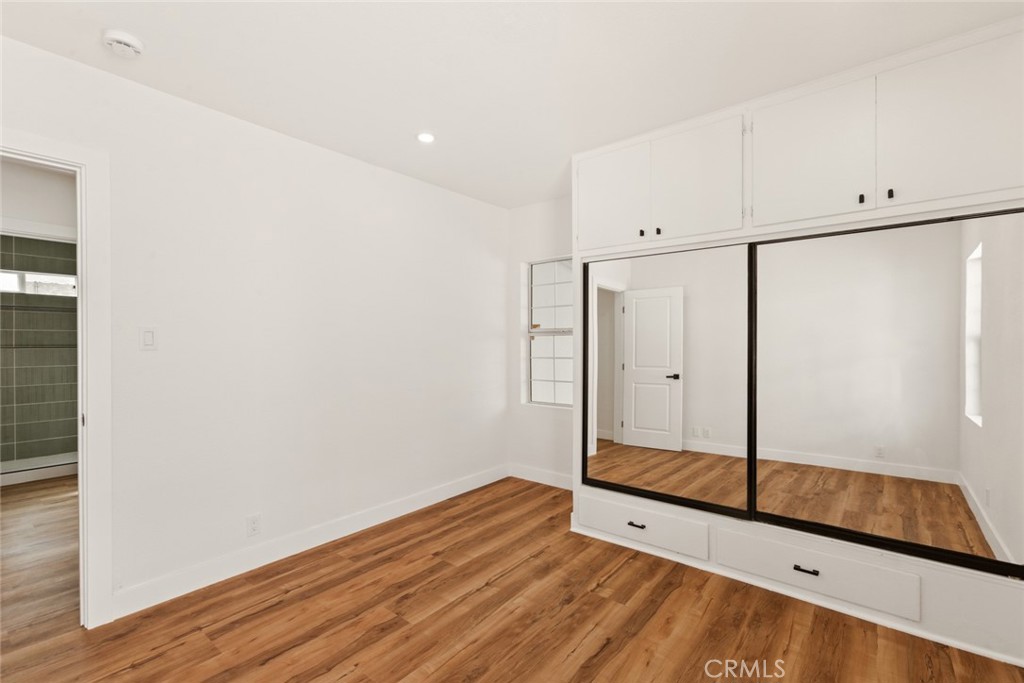 10227 Rosewood Avenue Property Photo 16