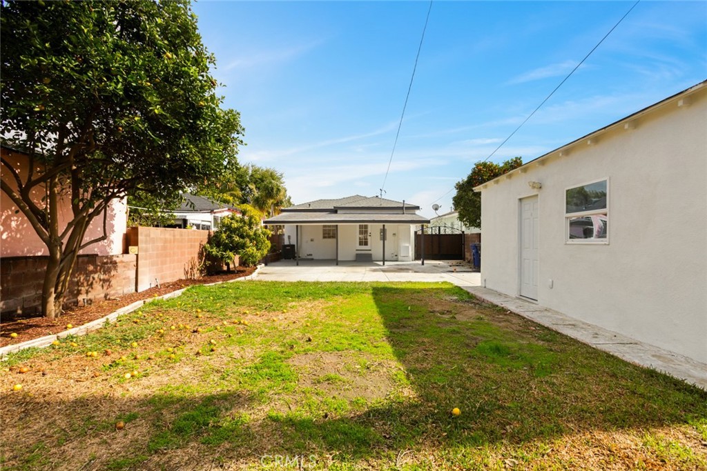 10227 Rosewood Avenue Property Photo 25