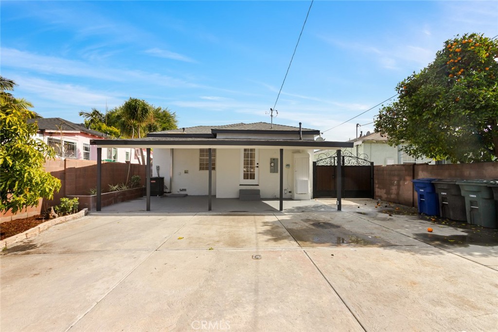 10227 Rosewood Avenue Property Photo 26