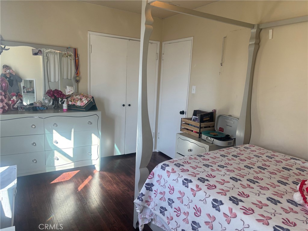 259 E E 42nd Street Property Photo 2