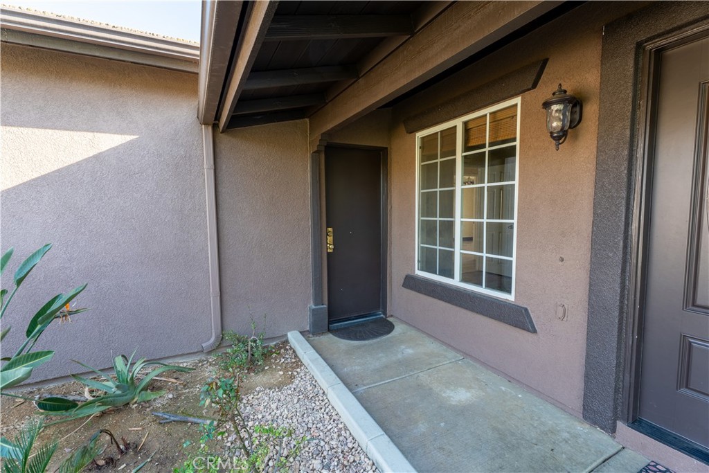 745 Cardinal Street Property Photo 4