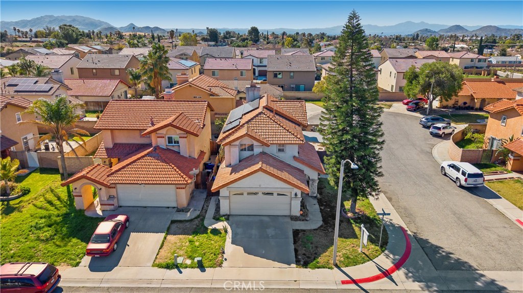 365 E Vodden Street Property Photo 2