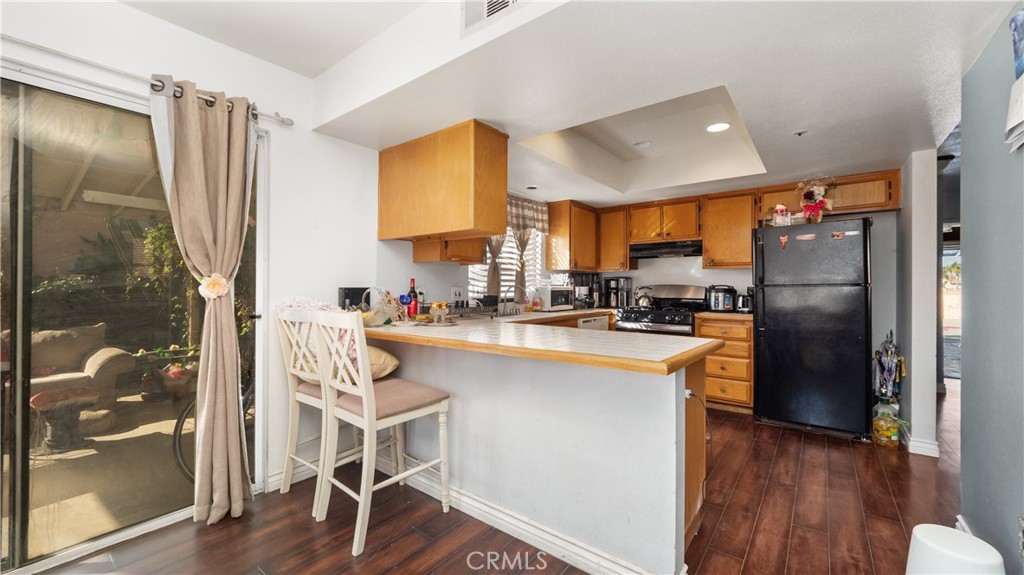 365 E Vodden Street Property Photo 12