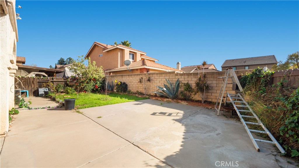 365 E Vodden Street Property Photo 31
