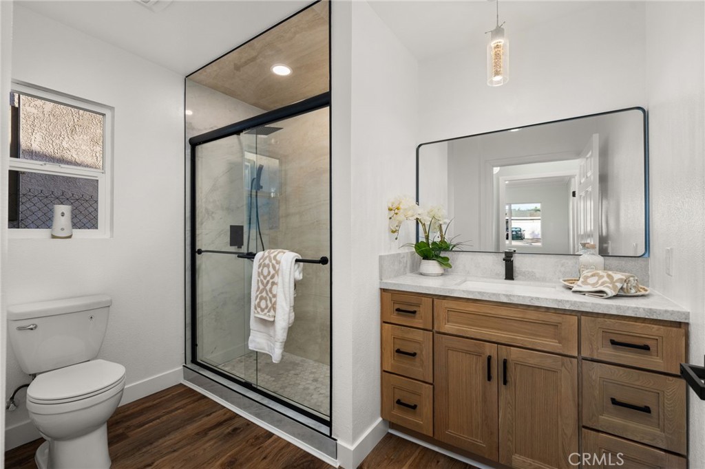 7785 Vineyard Avenue Property Photo 17
