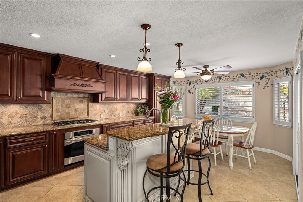 11020 Seven Pines Drive Property Photo 8