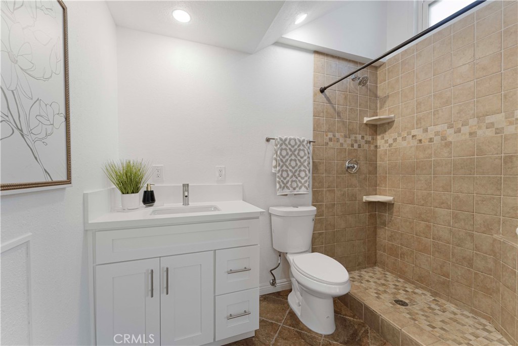 8762 Candlewood Street Property Photo 13