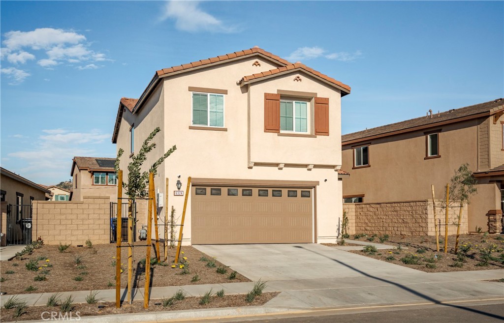 6324 Autumn Leaf Property Photo