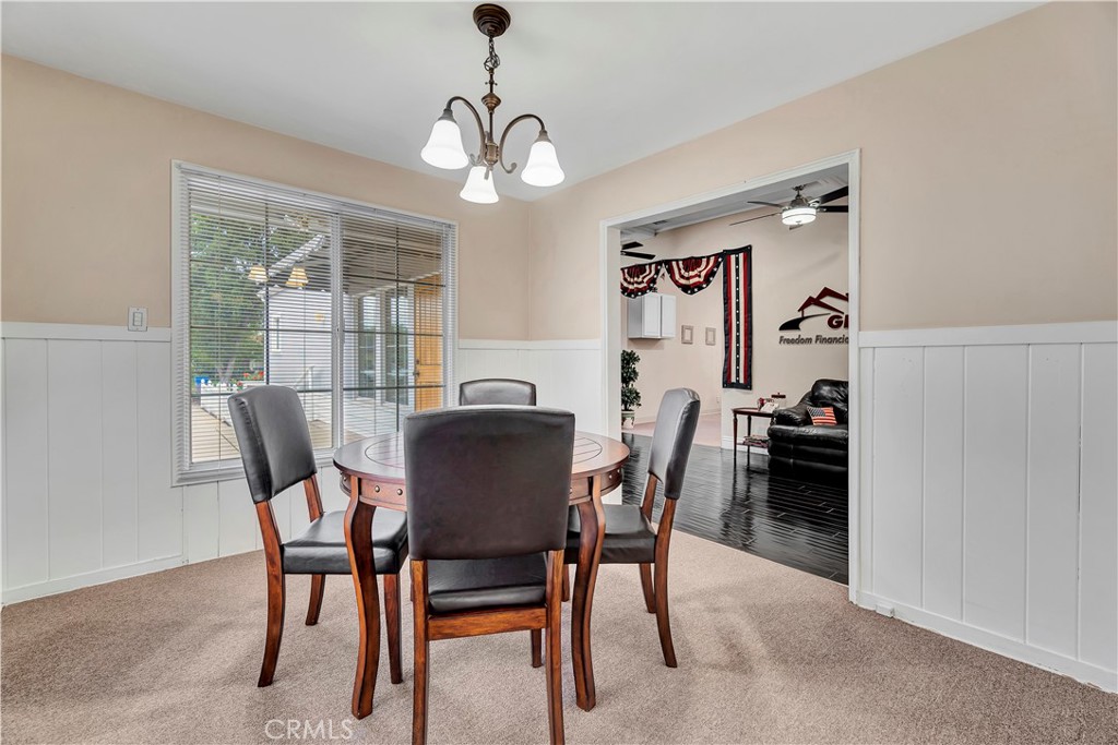 209 E I Street Property Photo 16