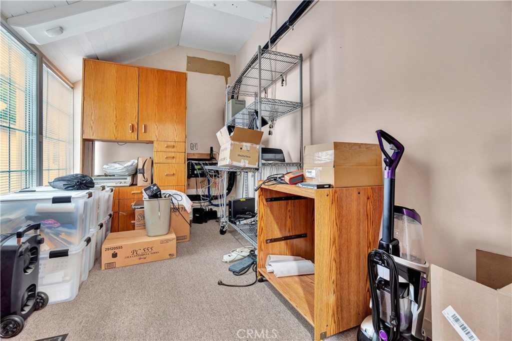 209 E I Street Property Photo 59