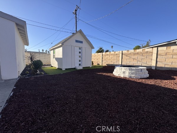 800 N Vista Avenue Property Photo 48