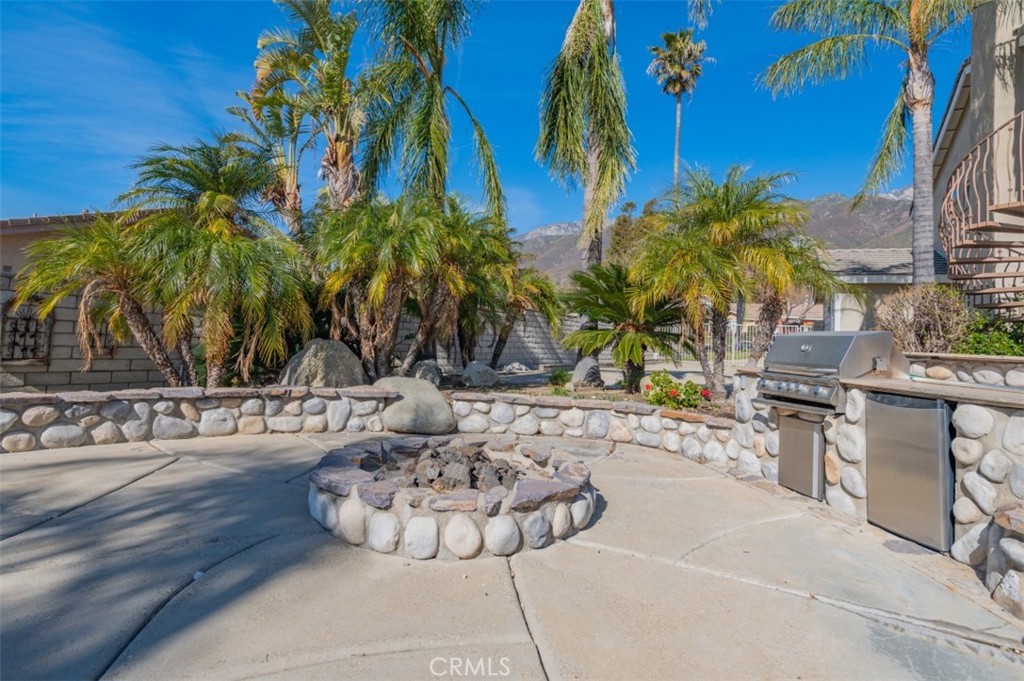 10161 Woodridge Drive Property Photo 11