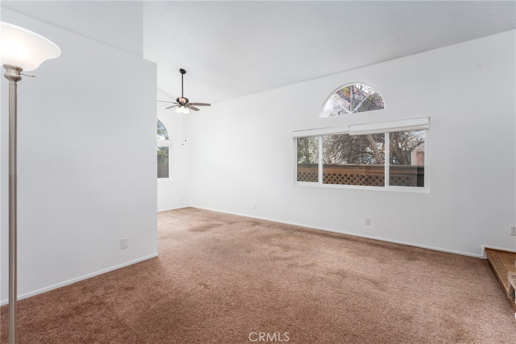 11043 Malone Street Property Photo 9