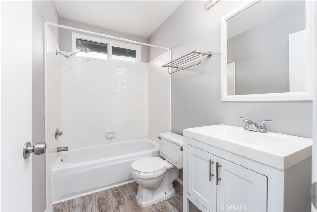 11043 Malone Street Property Photo 28