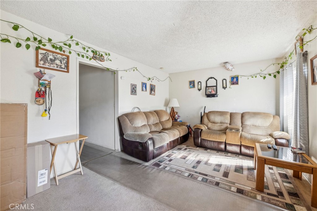 4233 Michigan Avenue Property Photo 3