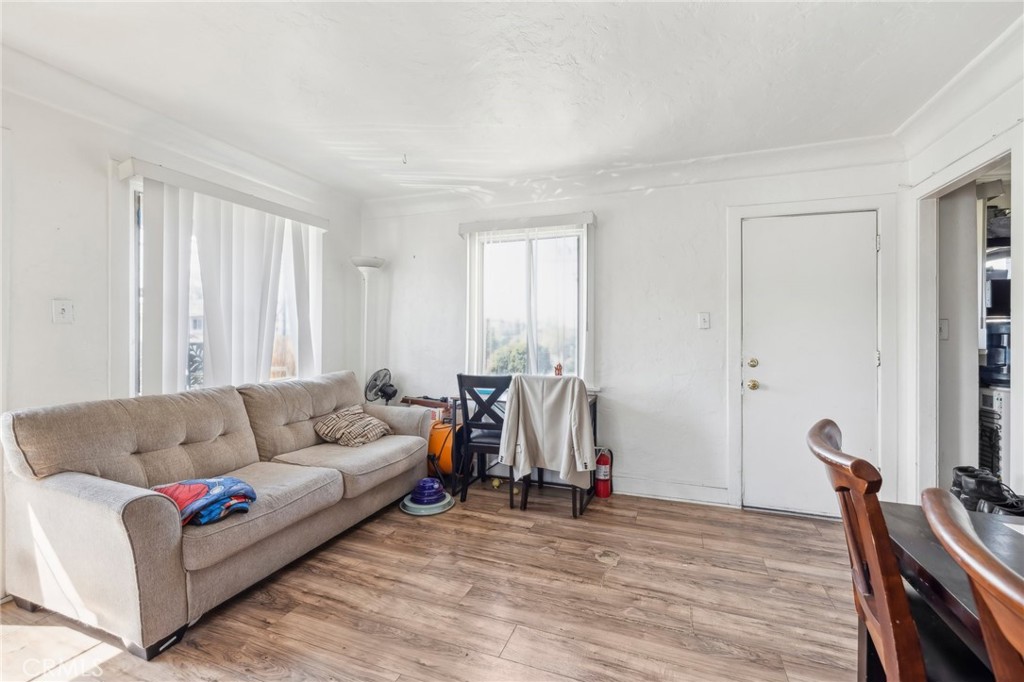 4233 Michigan Avenue Property Photo 14