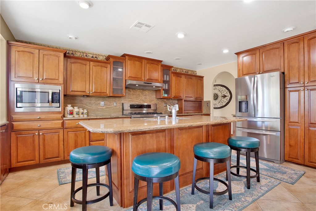 9275 Rattlesnake Road Property Photo 3