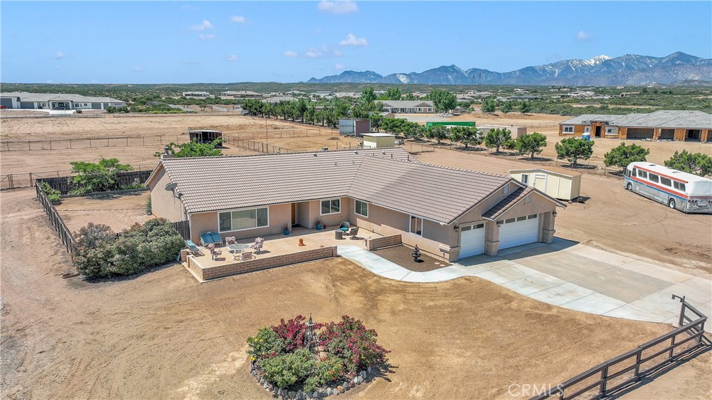 9275 Rattlesnake Road Property Photo 6
