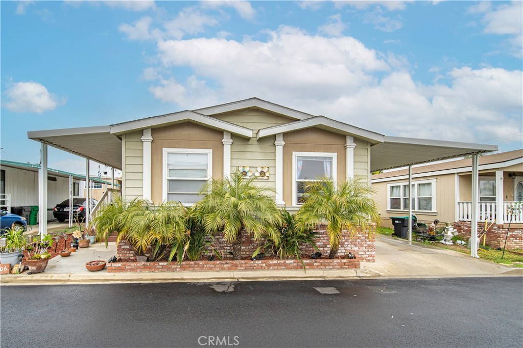 2755 Arrow Highway 106 Property Photo 1