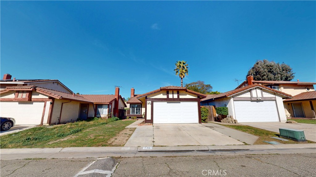 736 W Virginia Street Property Photo 1