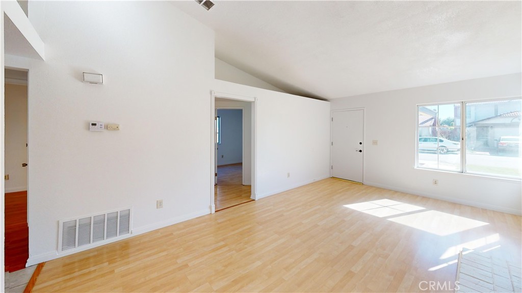 736 W Virginia Street Property Photo 14