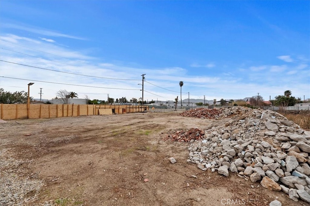 314 S Mayfield Avenue Property Photo 11