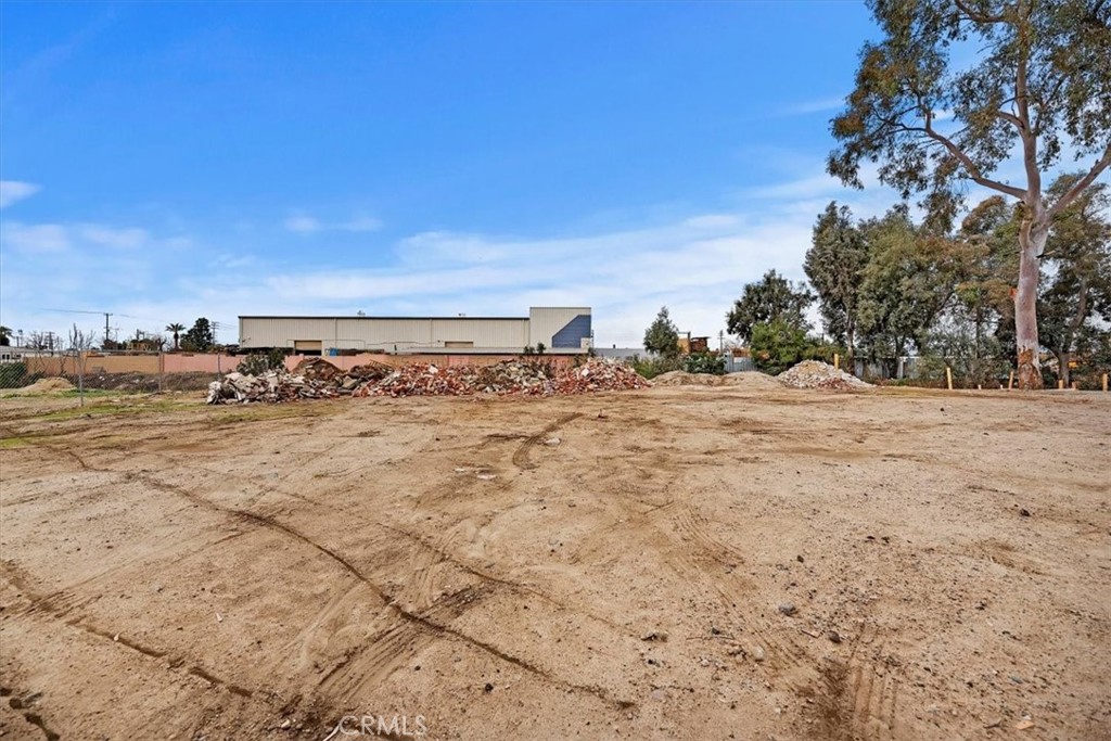 314 S Mayfield Avenue Property Photo 13