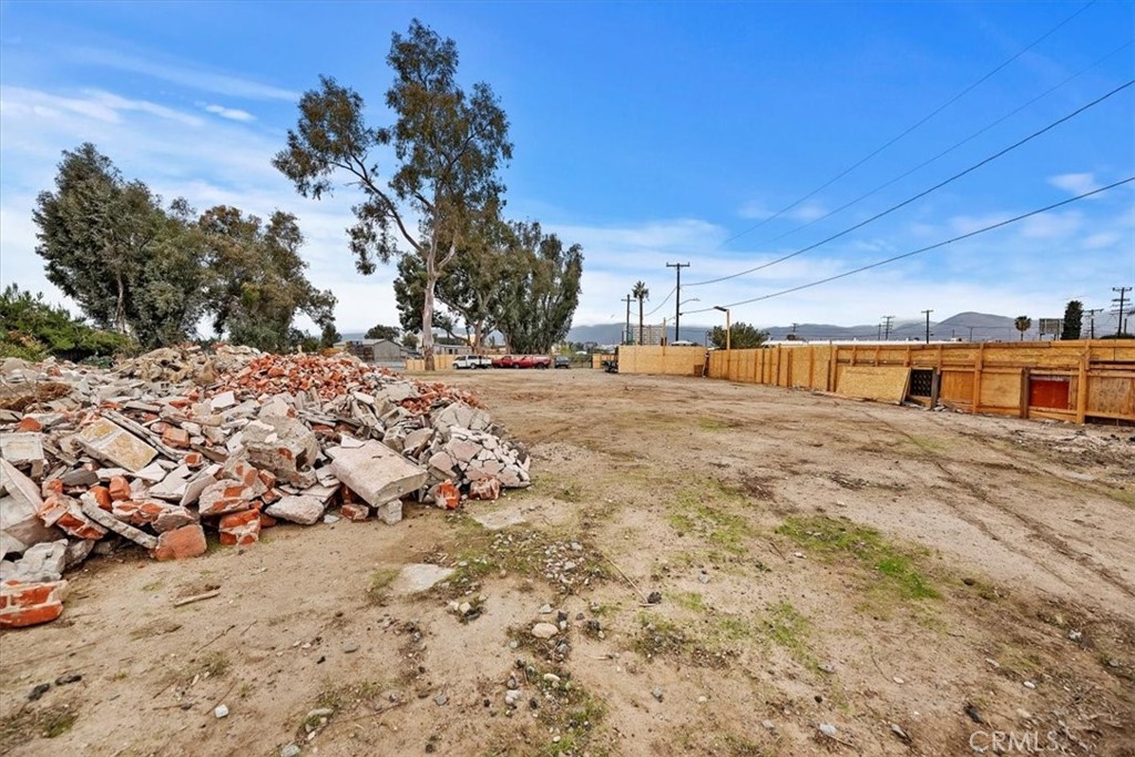 314 S Mayfield Avenue Property Photo 15