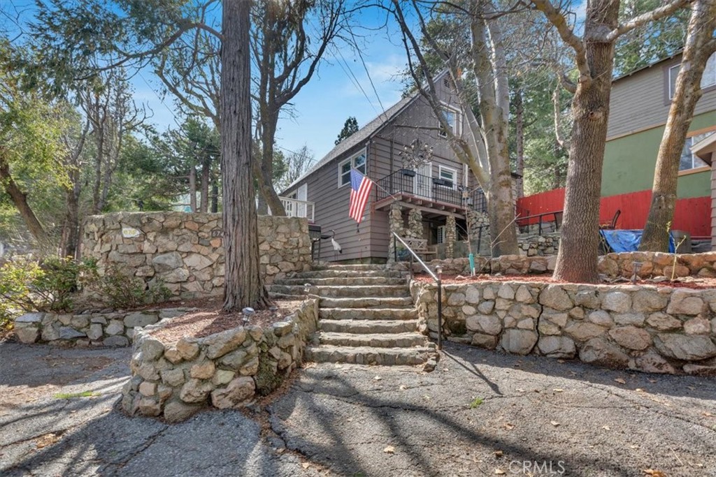 674 Rocky Loop Property Photo 1
