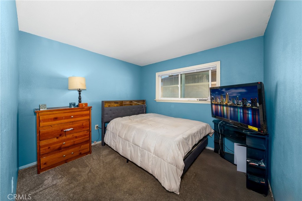 5334 N Mayfield Avenue Property Photo 15