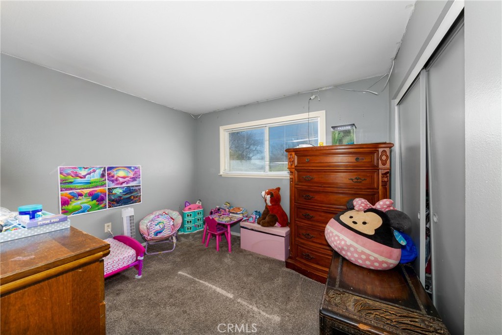 5334 N Mayfield Avenue Property Photo 16