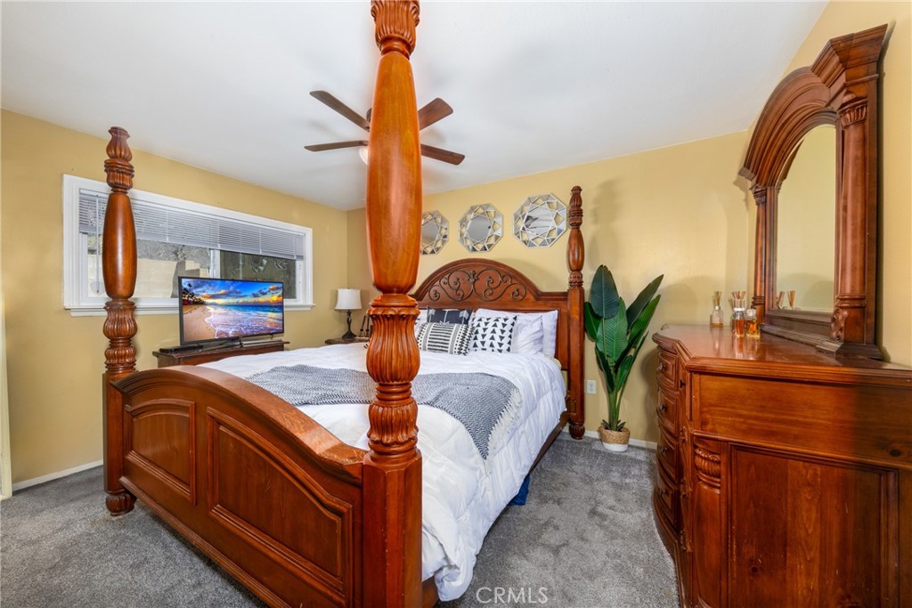 5334 N Mayfield Avenue Property Photo 17
