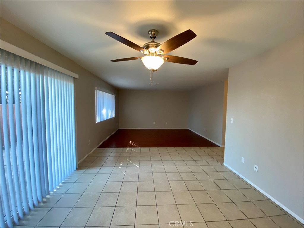 1683 W Wilson Street Property Photo 7