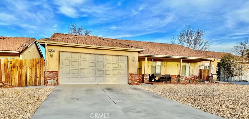 15065 Radford Avenue Property Photo 3