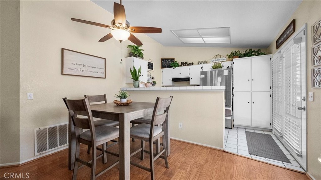 15065 Radford Avenue Property Photo 8