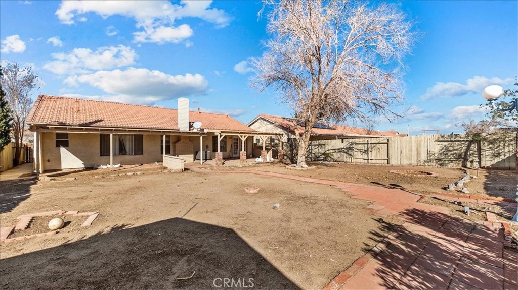 15065 Radford Avenue Property Photo 22