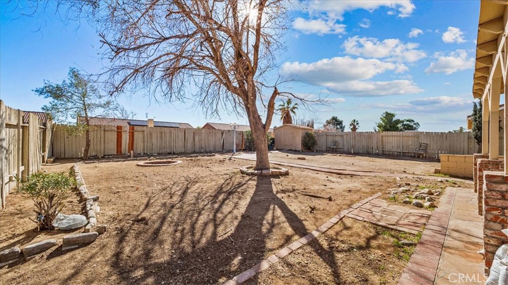15065 Radford Avenue Property Photo 23