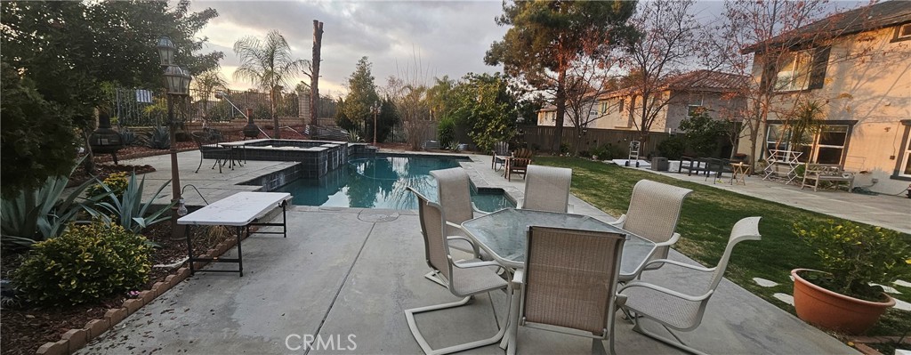 15021 Bay Hill Drive Property Photo 6