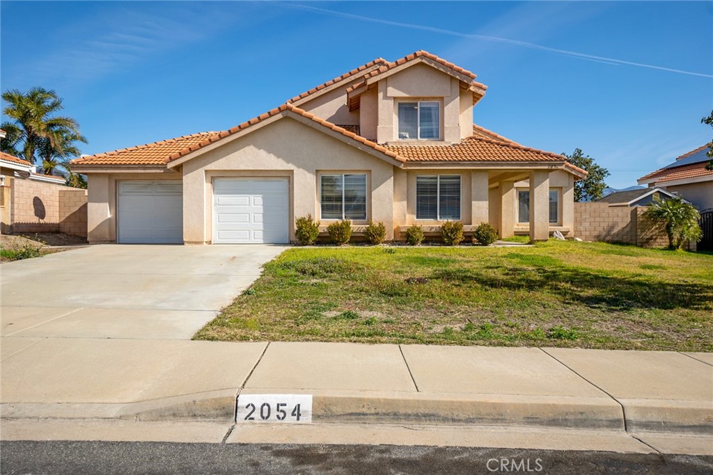 2054 W Sunnyview Drive Property Photo 1