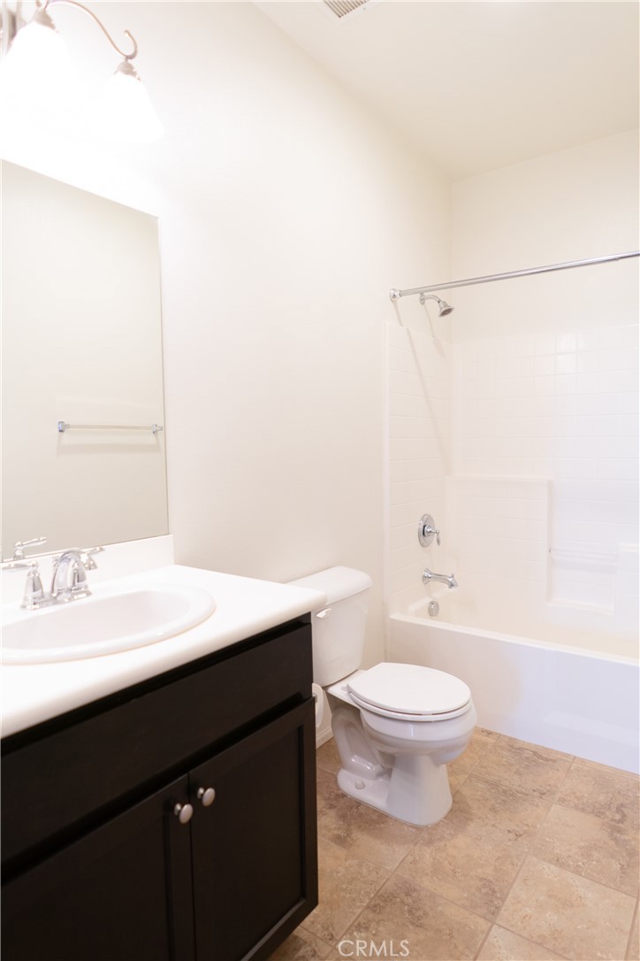 16001 Chase Road 20 Property Photo 13