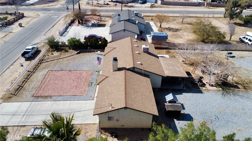 15336 Riverside Street Property Photo 29