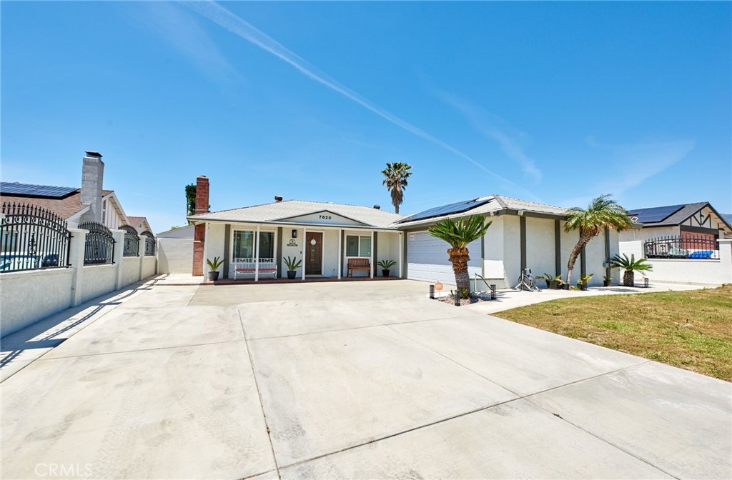 7620 Citrus Avenue Property Photo 1