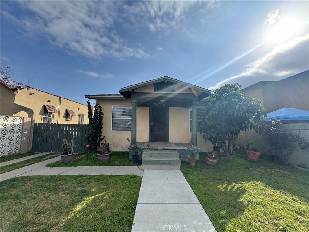 3532 E 53rd Street Property Photo