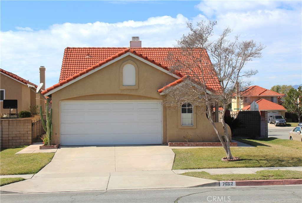 7662 Plumaria Drive Property Photo 1