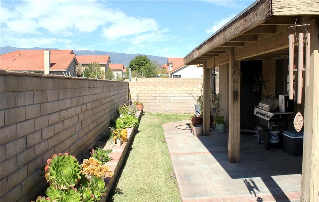 7662 Plumaria Drive Property Photo 10