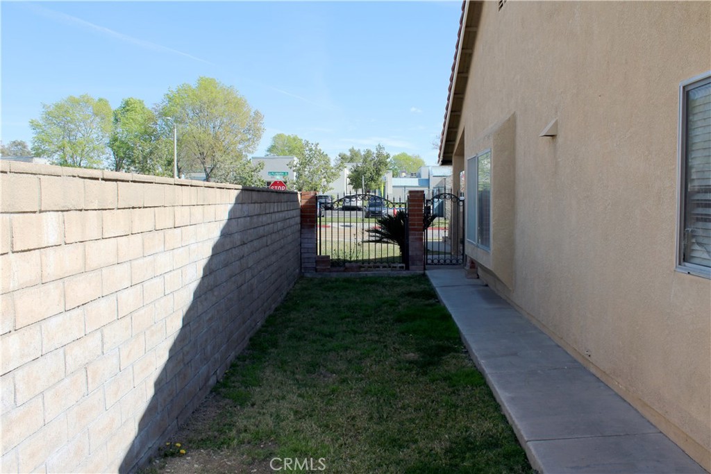 7662 Plumaria Drive Property Photo 13