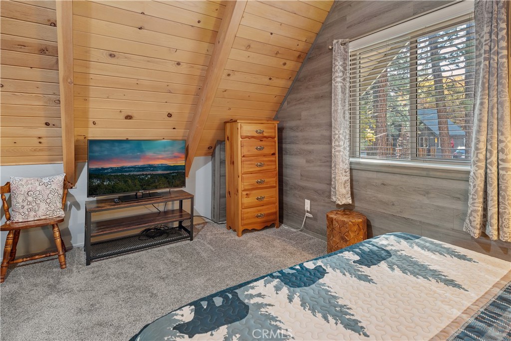 347 Spruce Lane Property Photo 16